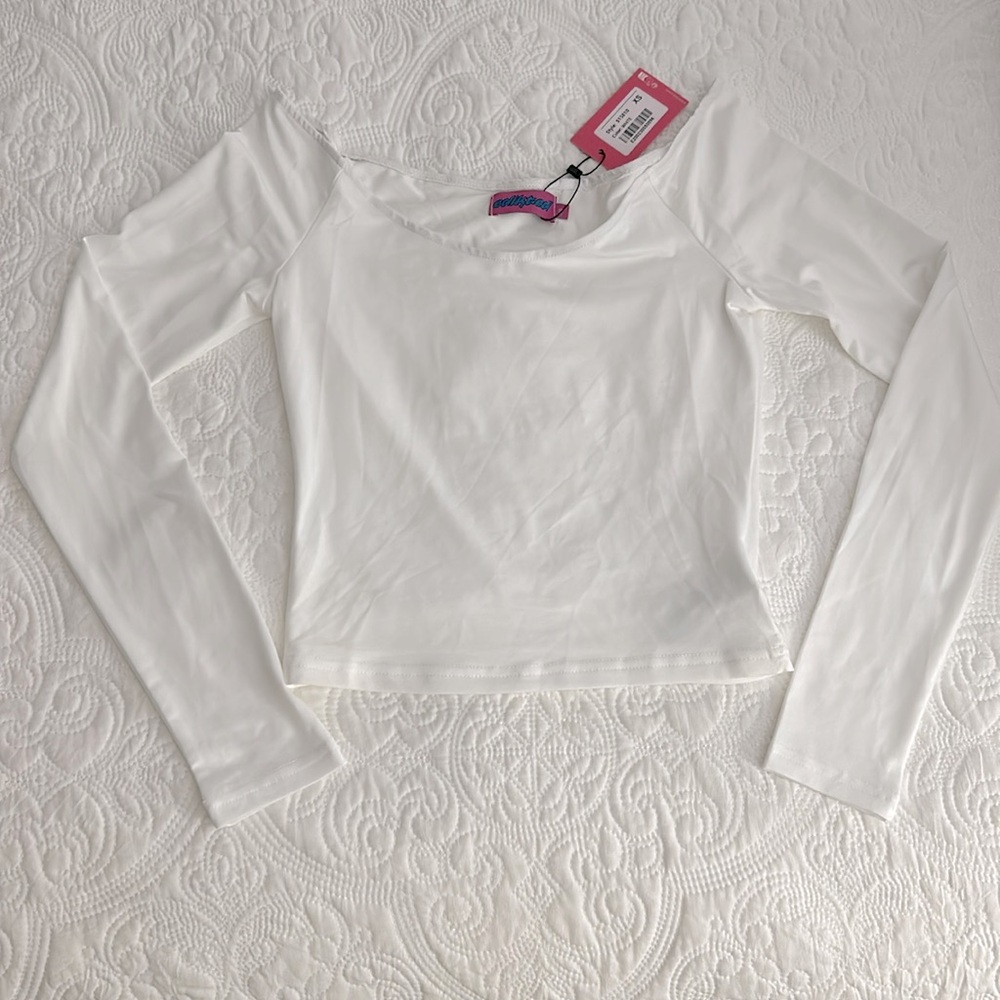 White long sleeve Top